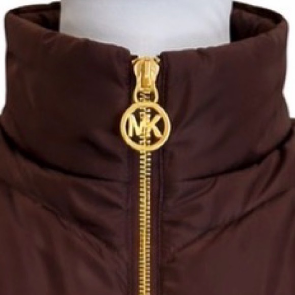 NWT Michael Kors Quilted Puffer Vest Brown Gold Zip Size Small Retails $195 - Picture 2 of 8